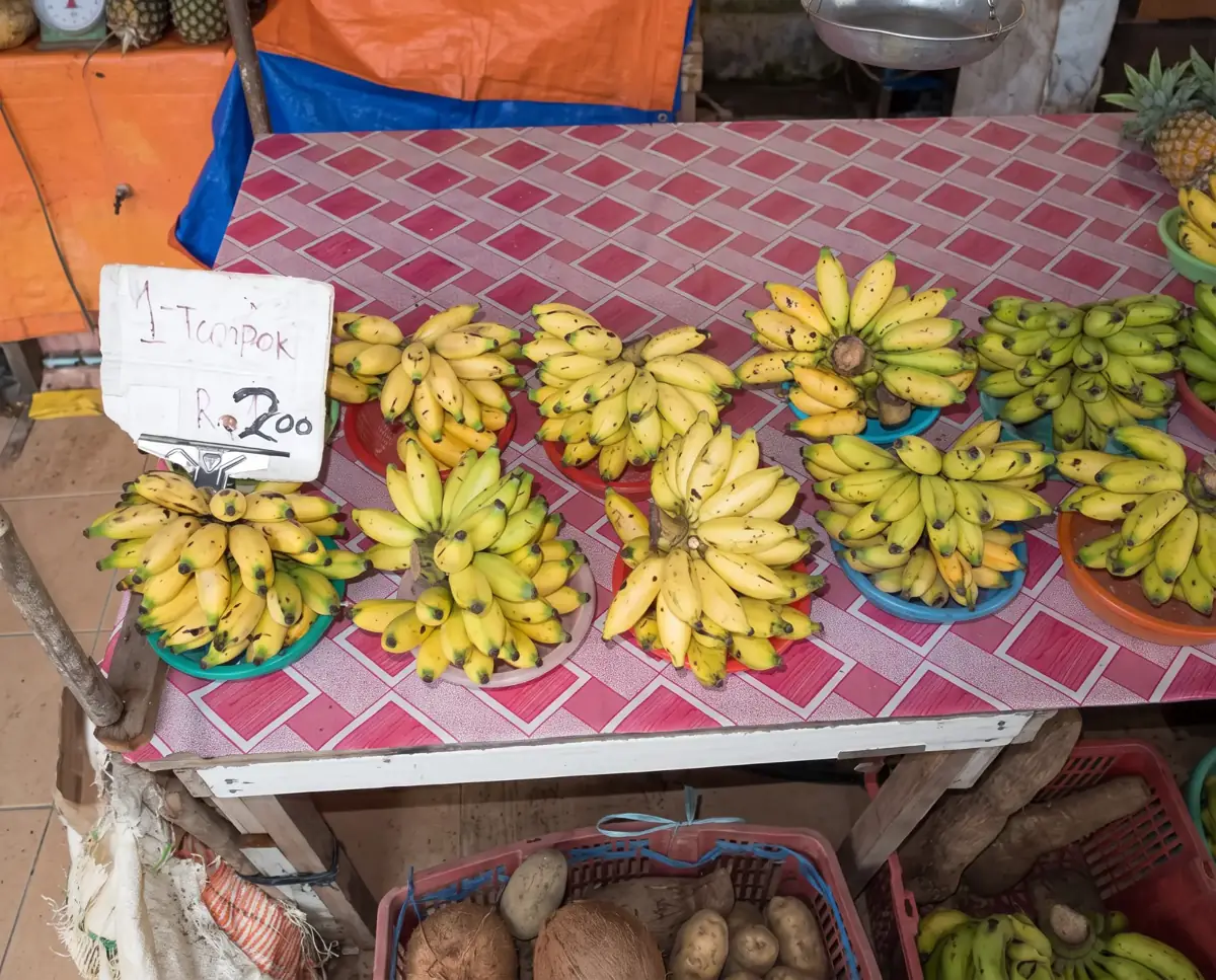 Strawberry bananas for sale at a Sarawak market